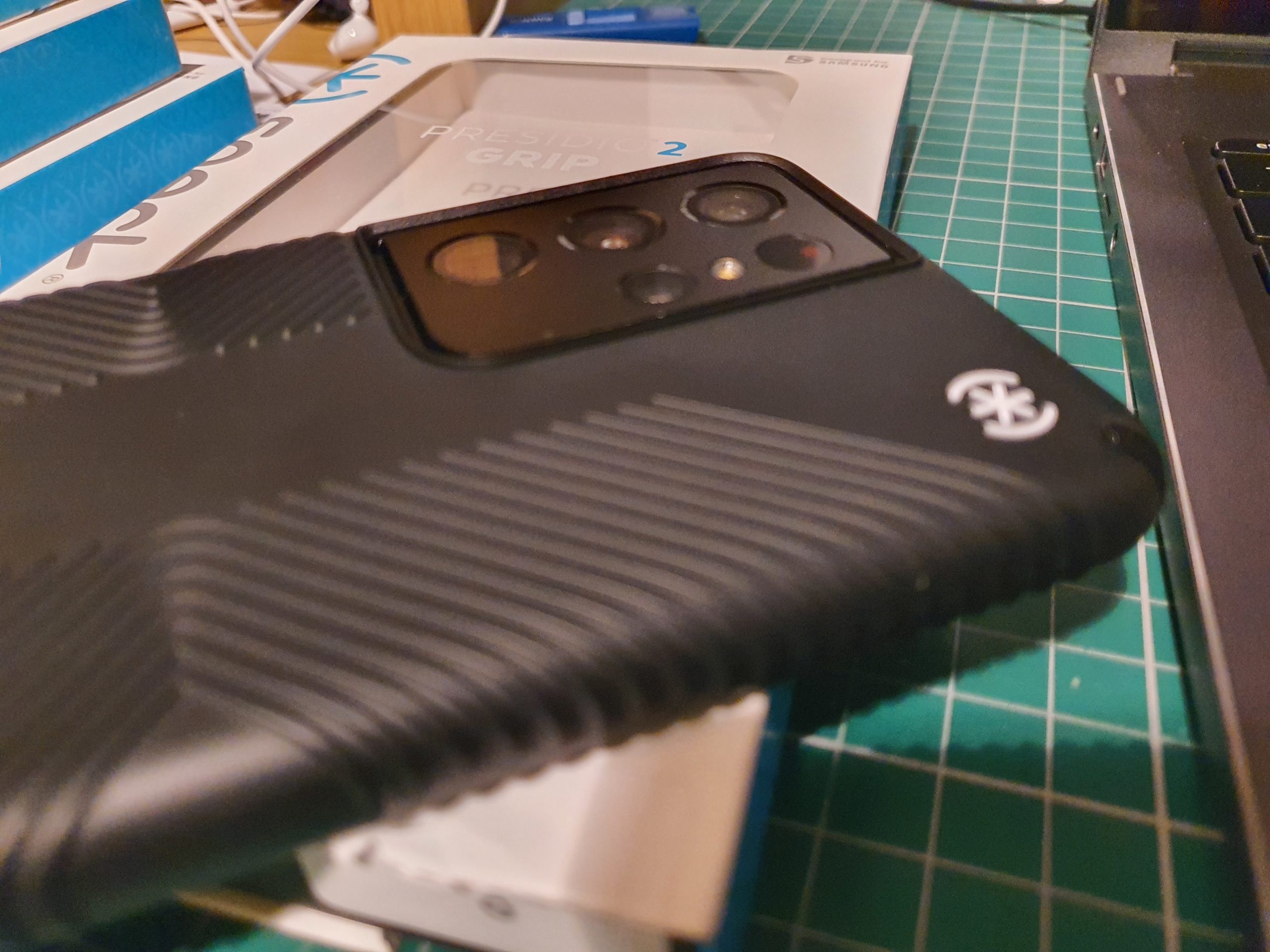 Speck Cases - Review - Coolsmartphone